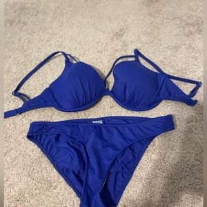 Venus Bikini in Size D/8